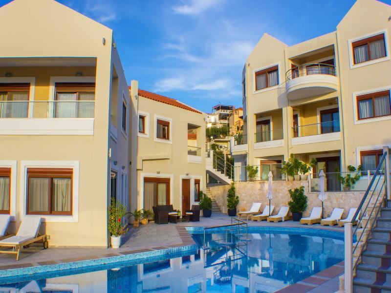 Esthisis Suites Chania Platanés Екстериор снимка